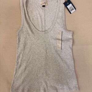 Classic ribbed gray tank‎ top